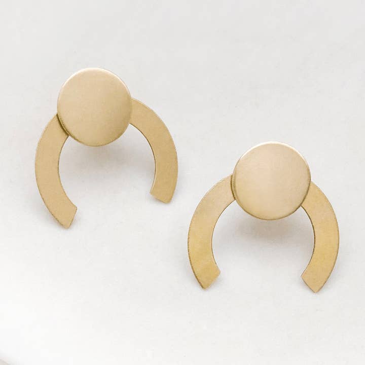 Eclipse Mässing Öron Jacka Örhängen - U Form Geometrisk för wholesale av Stil Works Studio