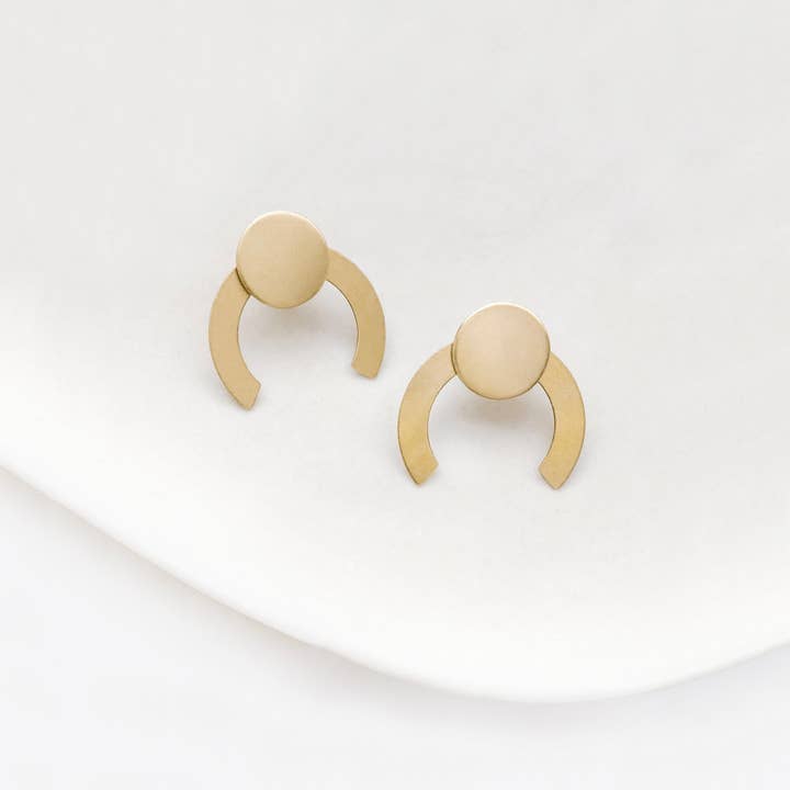 Eclipse messing øre jakke øreringe - U form Geometrisk for engroshandel hos Stil Works Studio