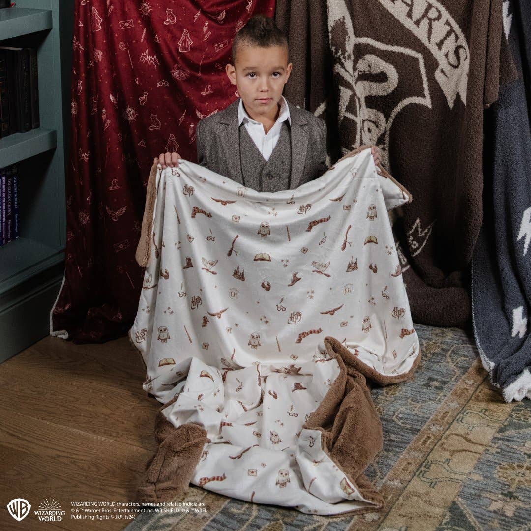 Saranoni - Wholesale Throw Blanket - Wizarding World™ Charm Minky/Lush11