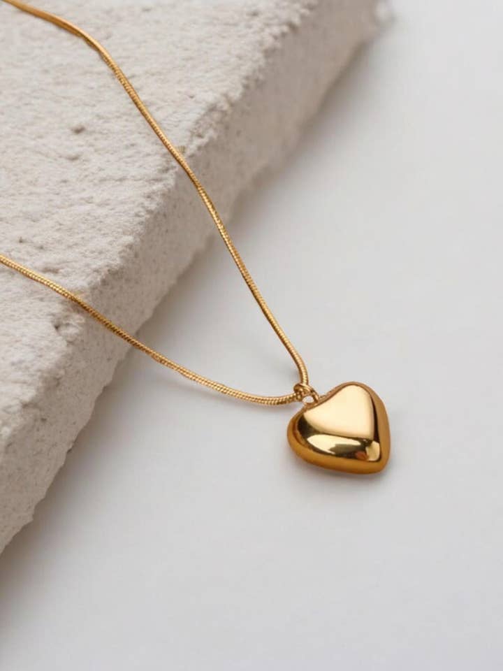 Collier Cœur Muse pour la vente par Boem Collection