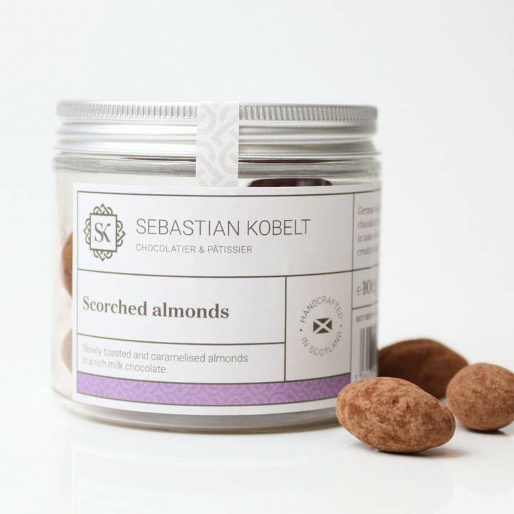 Brændte mandler for engroshandel hos Sebastian Kobelt Chocolatier