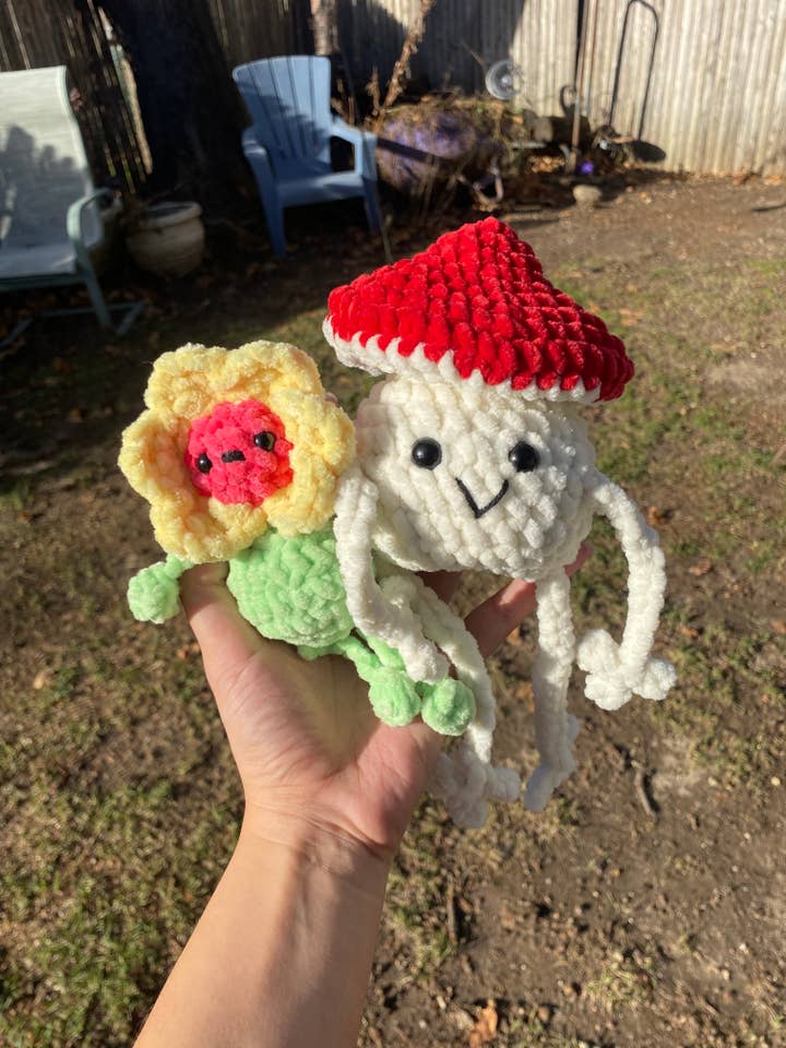 Langbeiniger Pilz für den Großhandel von Fate and Fiber