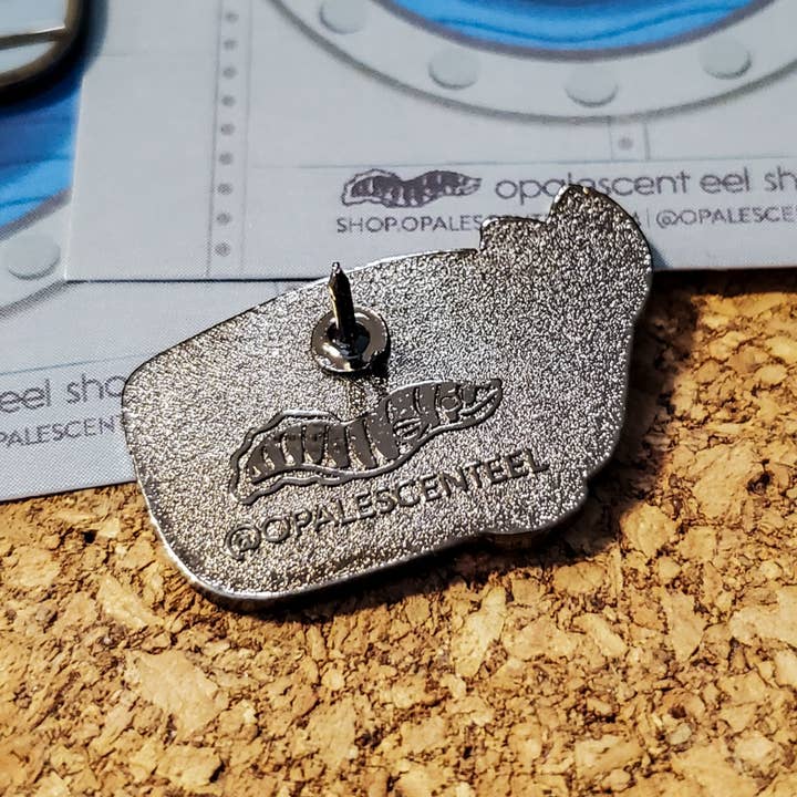 Opalescent Eel Illustration & Design – wholesale Lapel pin/button – 'Oh Whale' Punny Enamel Pin7