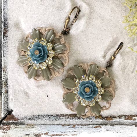 EARCANDY "Bronwyn" for wholesale by METAL MONK