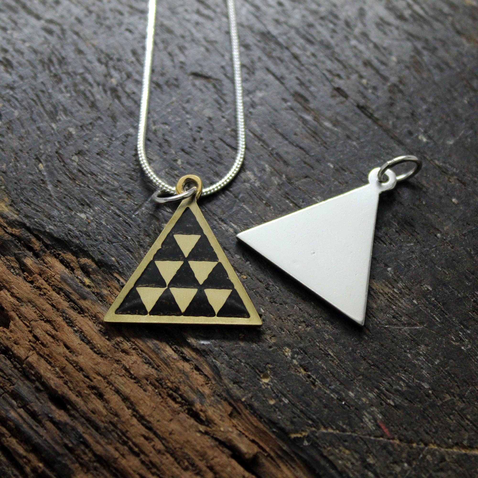 Plataica - Wholesale Pendant/Charm Necklace - Canarian Pintadera Pyramid pendant in brass and 925 silver8