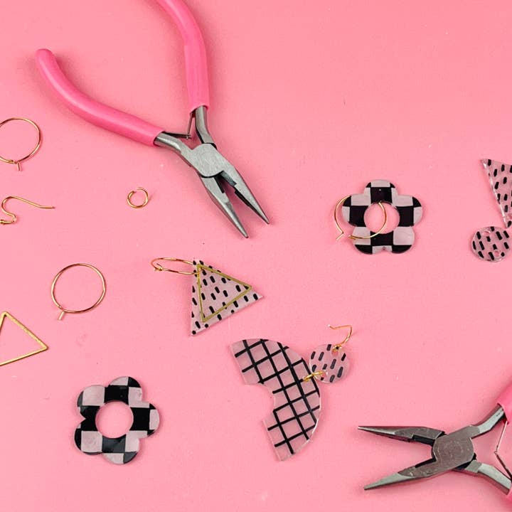 The Edinburgh Craft Club - Wholesale DIY craft kit - Shrink Plastic Earrings Kit4