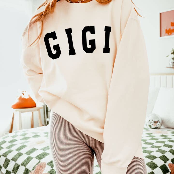 Verita Culture - Wholesale Graphic Sweatshirt - Women's - Gigi Grandma Garment Dyed Comfort Colors Sweatshirt10