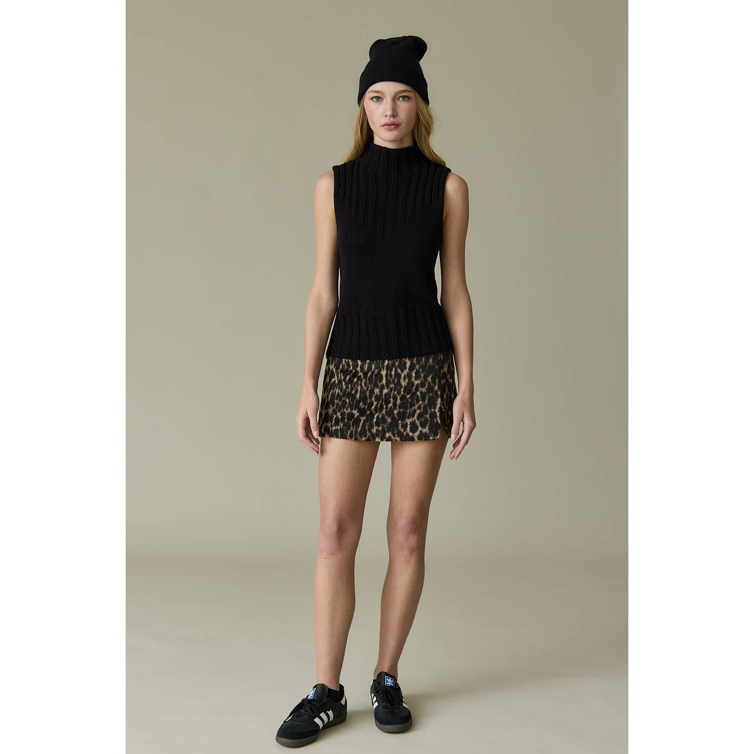 Apolline - Wholesale Sweater Vest - Women's - Mila Turtleneck Knit Vest1