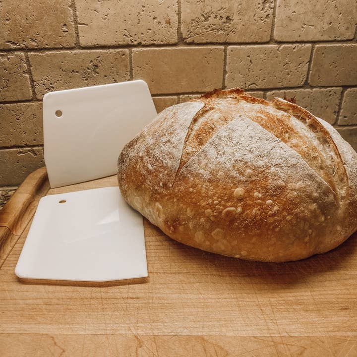 Onic Brands LLC - Wholesale Kitchen Tool/Gadget - Onic Brands Plastic Dough Scraper3