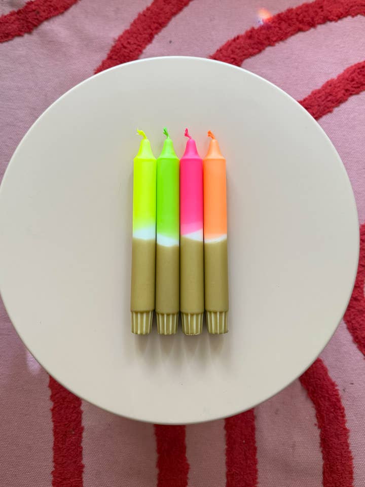 Candele Dip Dye fatte a mano set da 4 - Mix Neon & Oro per la vendita all'ingrosso da parte di Wichtigedinge