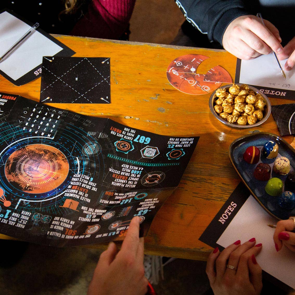 Talking Tables USA - Vente Jeux de société - Escape Room Édition Mars | Jeux Quotidiens |7