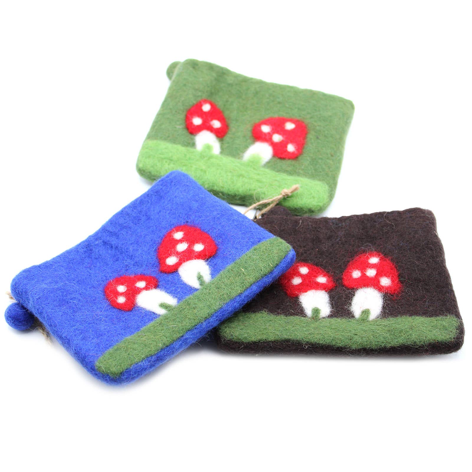 AWGifts Europe - Wholesale Pouch - Women's - Natural Felt Zipper Pouch (asst) - Mystic Mushrooms2