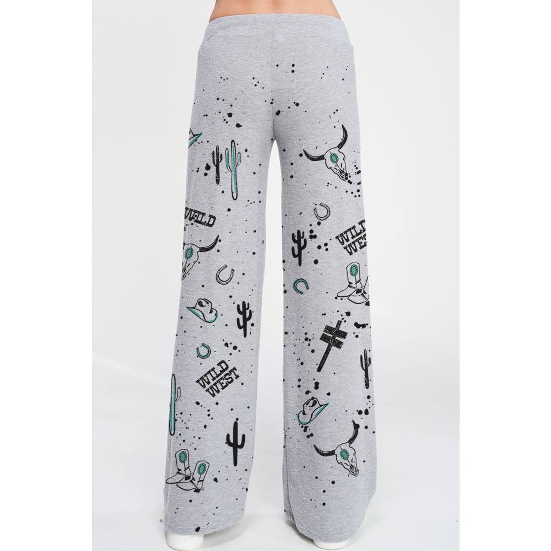 Phil Love - Wholesale Lounge Set - Women's - Wild west soft lounge wear set3