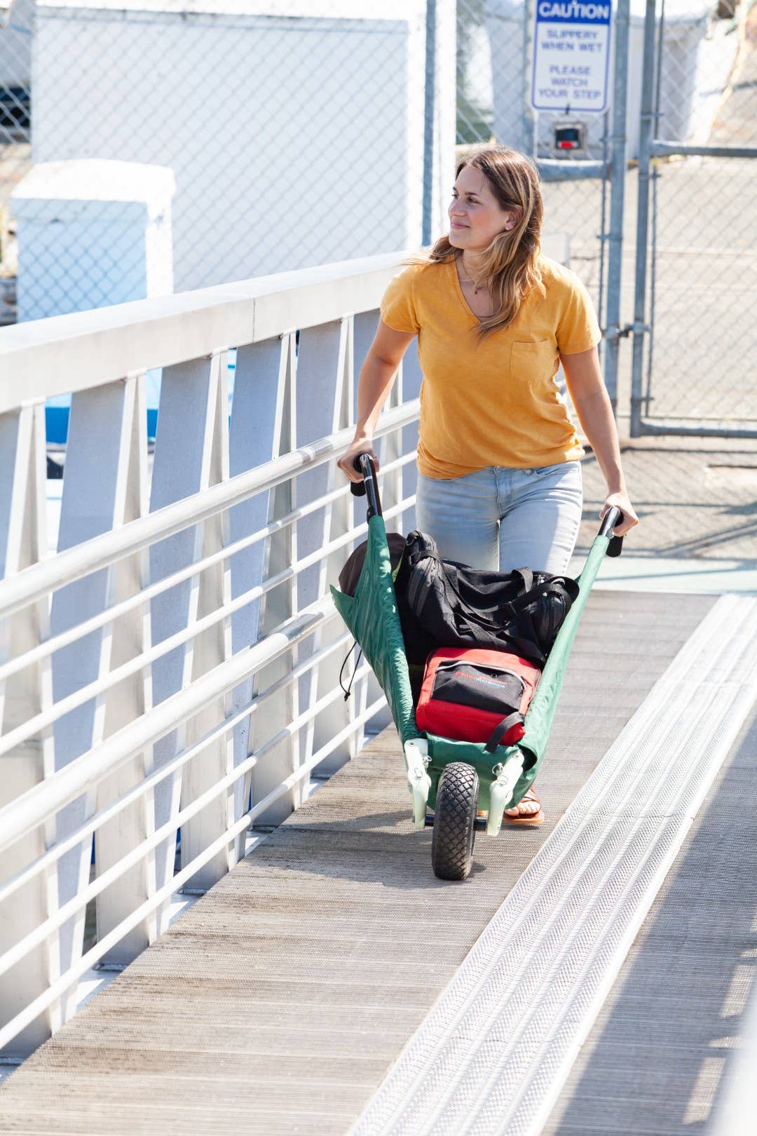 Allsop Home & Garden – wholesale Garden tool – WheelEasy LE Collapsible Wheelbarrow10