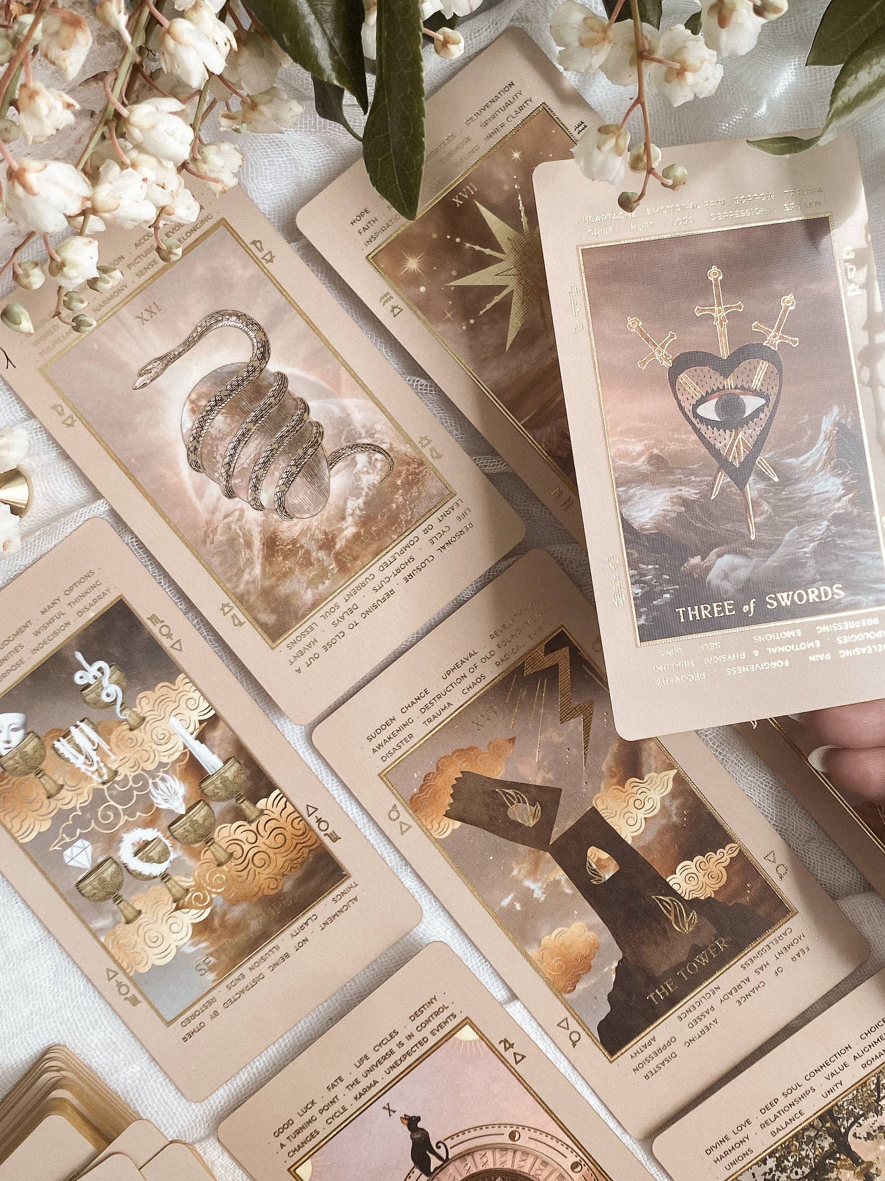 ST SOLEIL - Wholesale Tarot Cards - Lucid Dreams Beginners Tarot Deck ED IV, Beige7