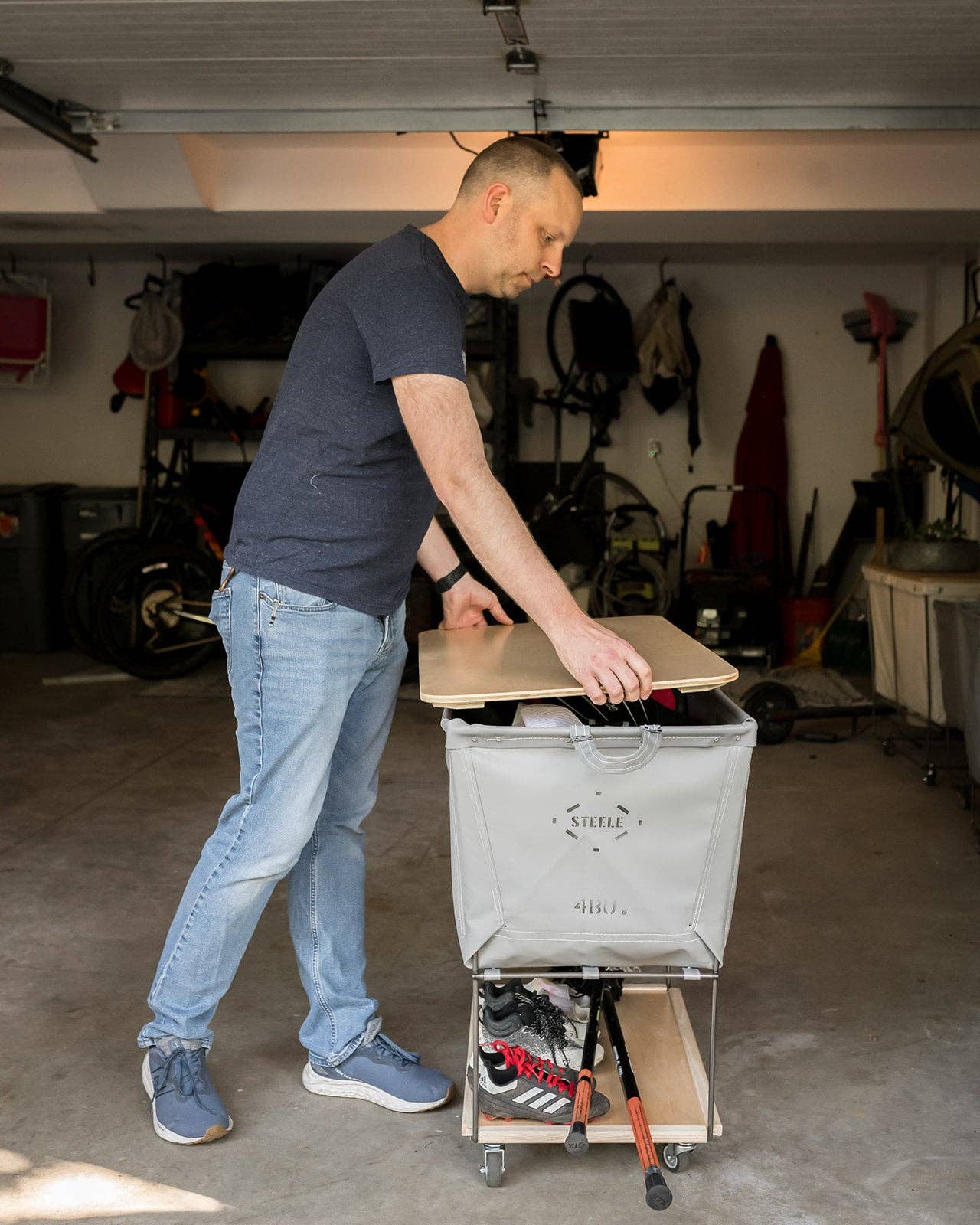 Steele Canvas Basket Corp. - Vendita all'ingrosso Cestini - Scaffali rialzati per camion1