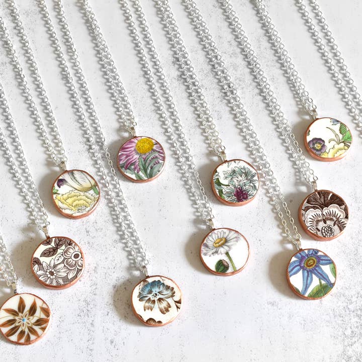 The Broken Plate Pendant Co - Vente Colliers à pendentif - Collier en forme de cercle Broken Plate 6