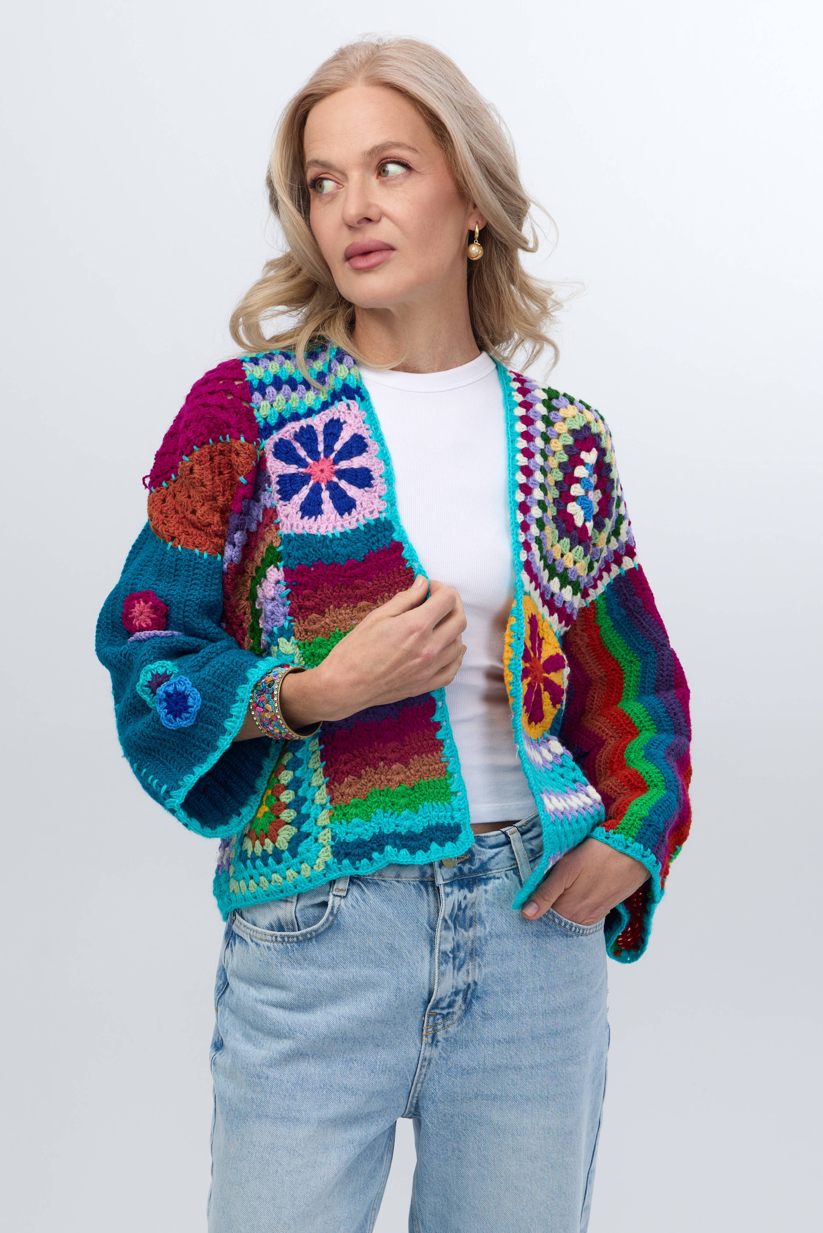 SAACHI – wholesale Kofta - Dam – Färgstark kofta i virkat mönstermix6