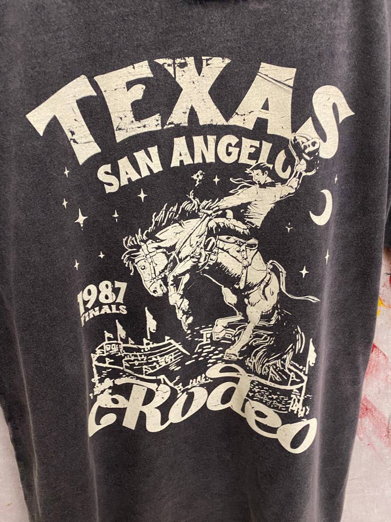 Country Deep Apparel - Vente T-shirt sérigraphié – unisexe - Finales du rodéo de San Angelo T-shirt décontracté délavé à l'acide (Copie)2