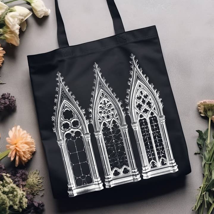 Sac à main Gothic Cathedral pour la vente par McLaineO