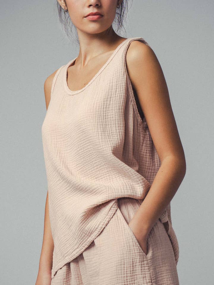 Urban Daizy - Wholesale Tank Top - Women's - Vintage Washed Double Gauze Tank Top