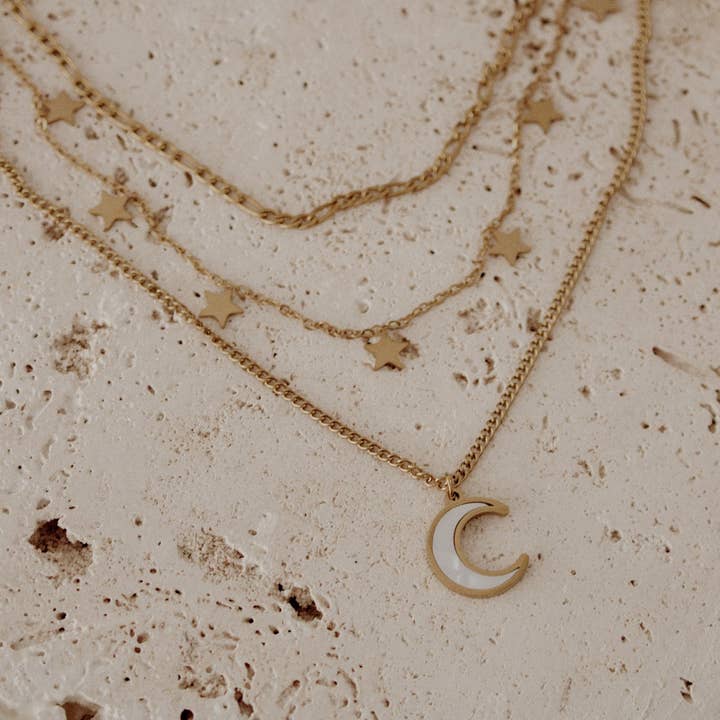 collier luna pour la vente par Black Sheep Jewelry