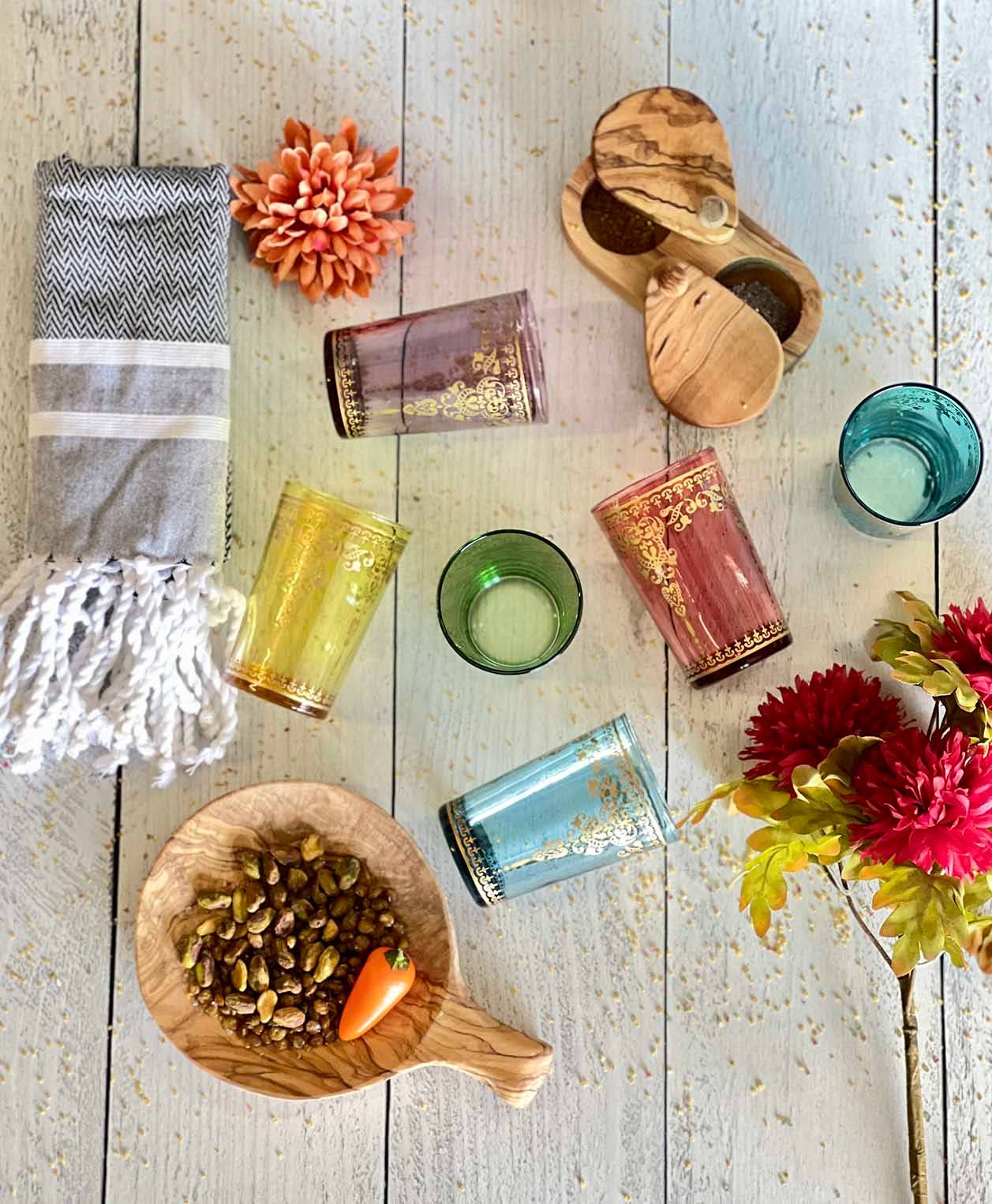 Scents and Feel - Venta al por mayor Taza de café/té - Set de 6 vasos de té Marjana Palais con diseño dorado elegante1