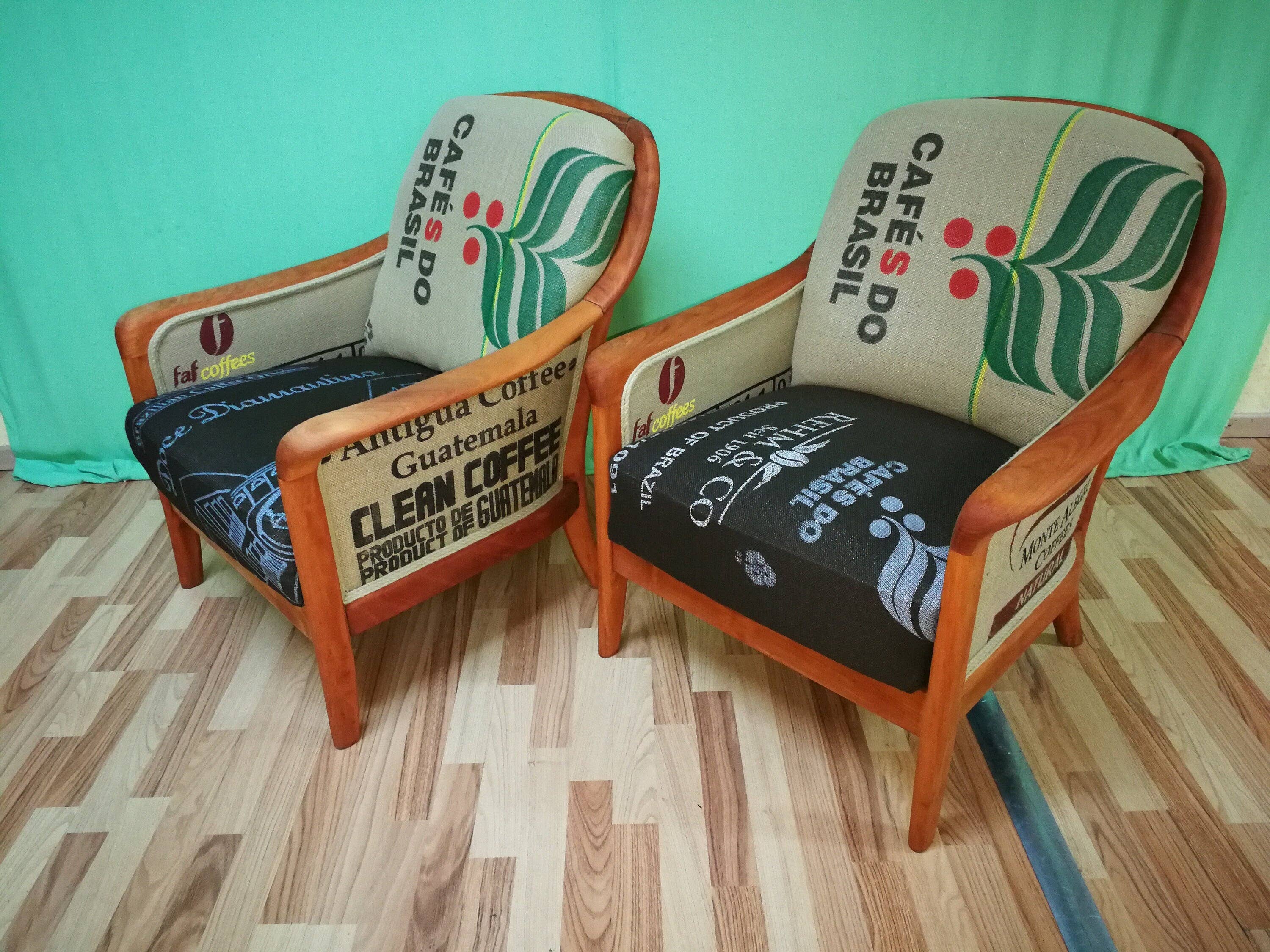 CAFFAHHAUS – wholesale Area rug – Vintage decorative armchair from “Coffee Zen Collection”1