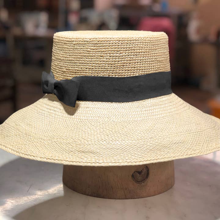 Elegancia Tropical Genuine Panama Hats - Wholesale Straw Hat - Women's - Manabi Summer Bucket Hat- Mixed Crochet Style Panama Hat1