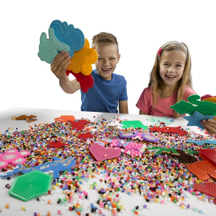 Robbie Toys Ltd – wholesale Decorative tabletop object – Pegboard - Flower2