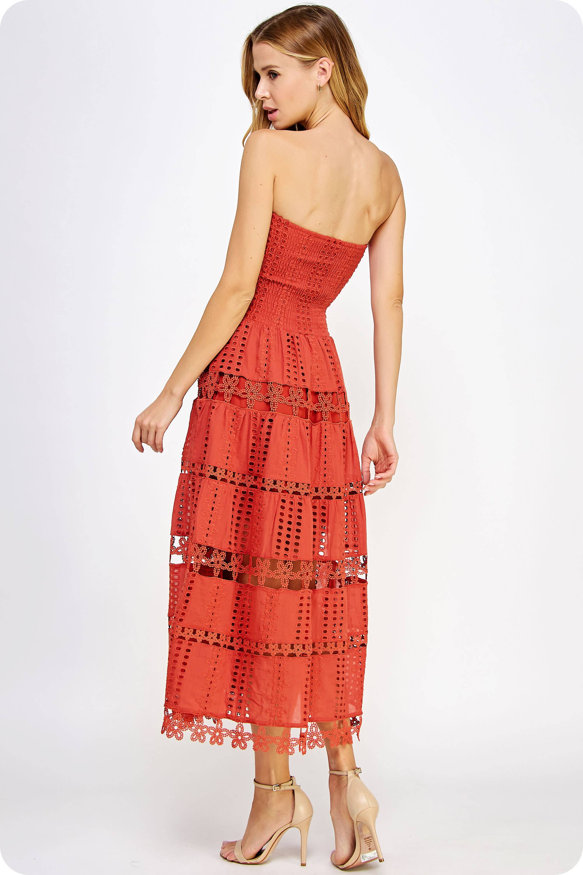 Strut & Bolt - Wholesale Jurk - Dames - Kanten kokerjurk met oogjes6