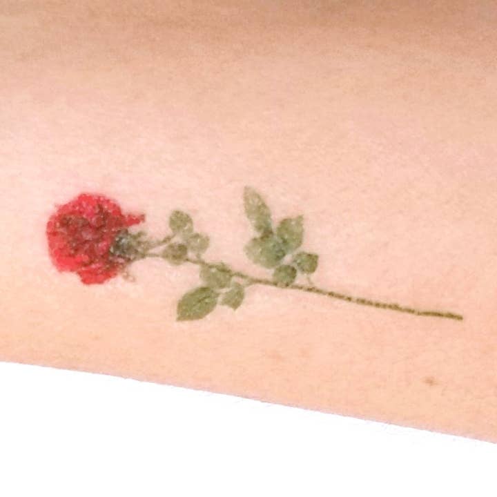 tatuaggio temporaneo con rosa rossa (set di 3) per la vendita all'ingrosso da parte di encredelicate