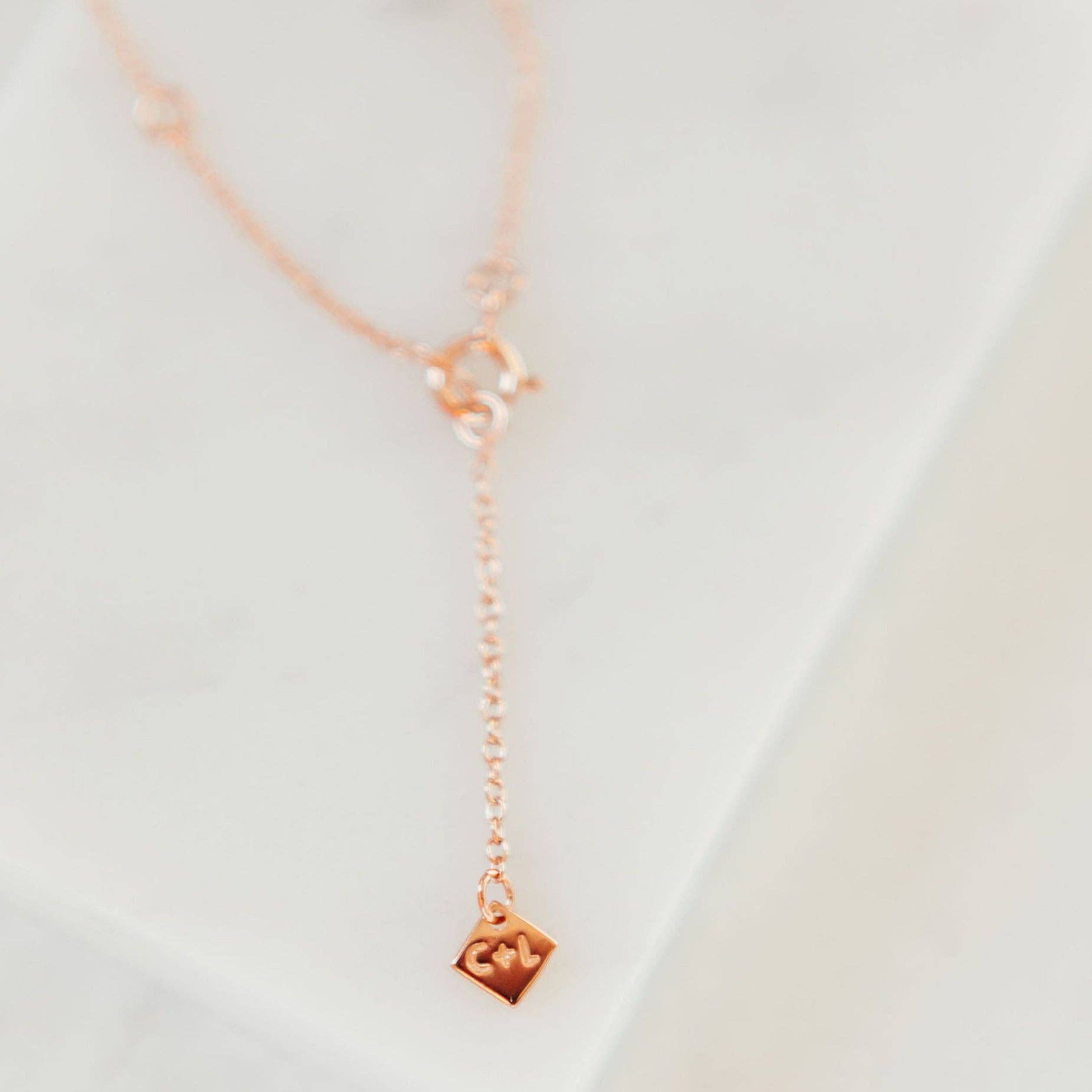 Chloe + Lois - Wholesale Pendant/Charm Necklace - Stardust Star Necklace2