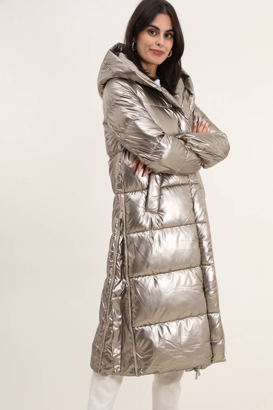 Attrait Paris - Wholesale Puffer Jacket - Women's - Extra long puffer jacket with metallic hood6