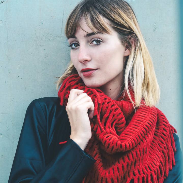 Leto Accessories – wholesale Scarf – Women's – Tassel Fringe Knit Infinity Scarf – Cozy & Stylish 🧣