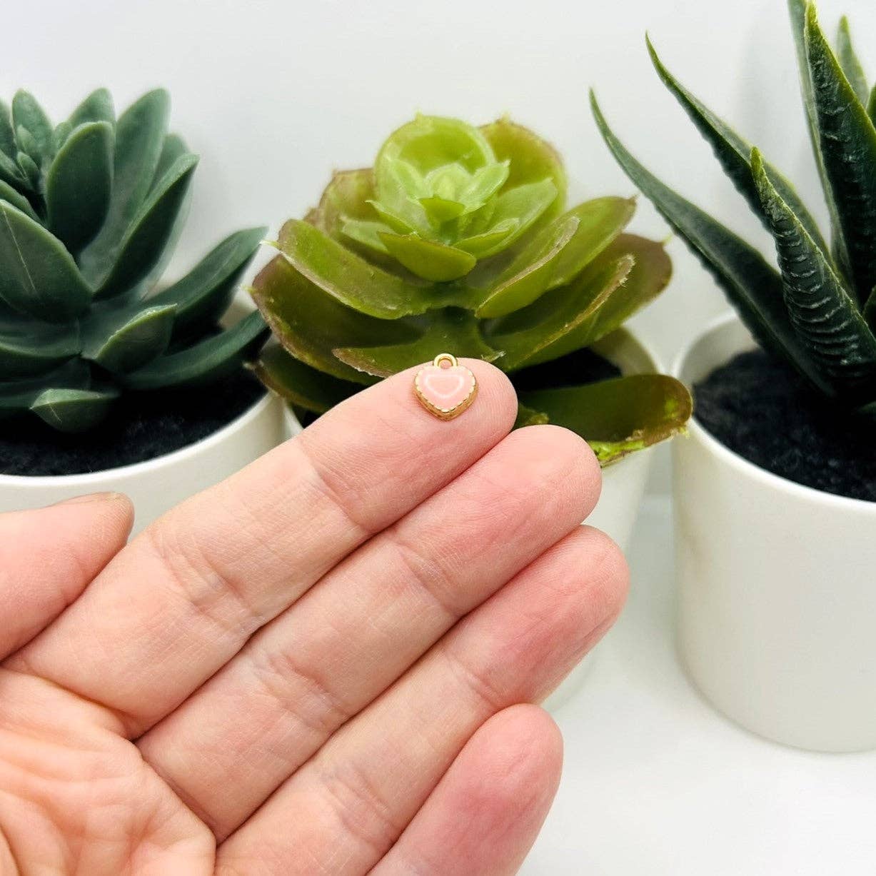 Guerrilla Charm - Wholesale Individual Charm/Pendant - Tiny Pink and Gold Enamel Heart Charms, 8x7.5mm1