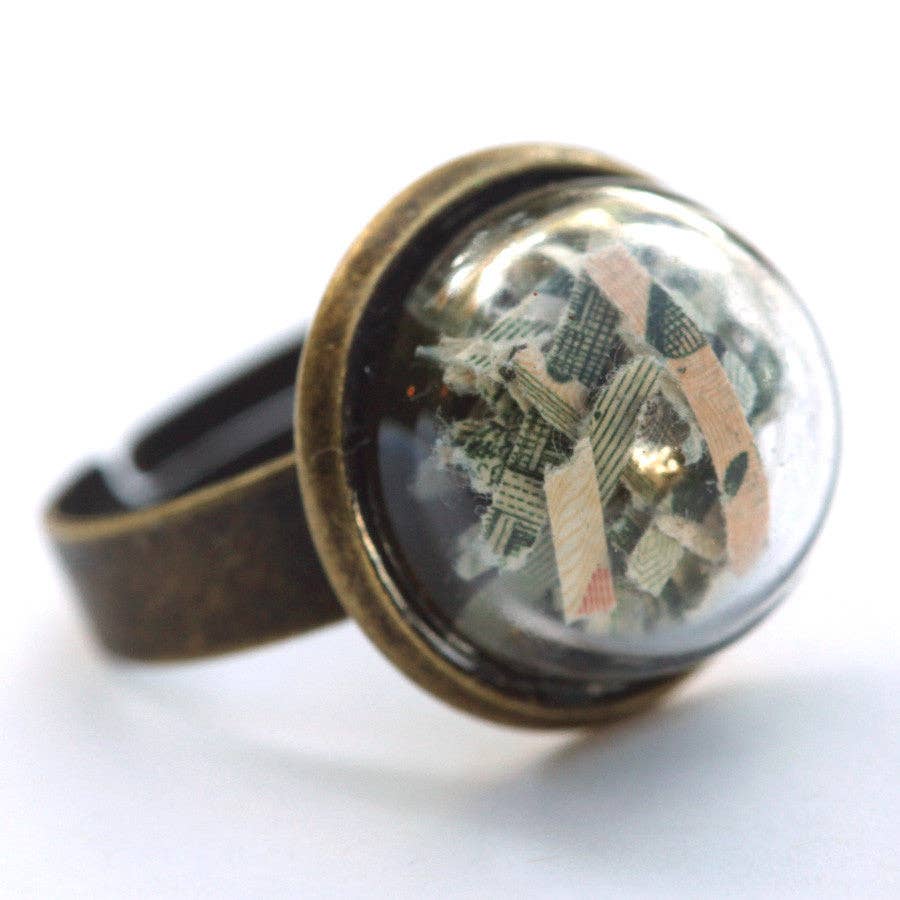 Amy Pfaffman Jewelry - Vente Bague de cocktail/de cérémonie - Bague en dôme de verre avec des vermicelles de gâteau4