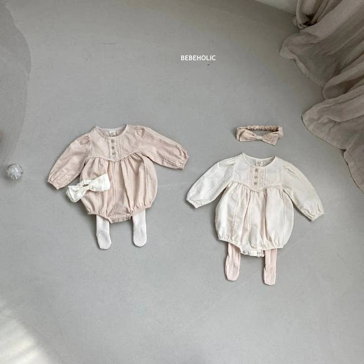 Roa bodysuit for wholesale by Cozy Kidz