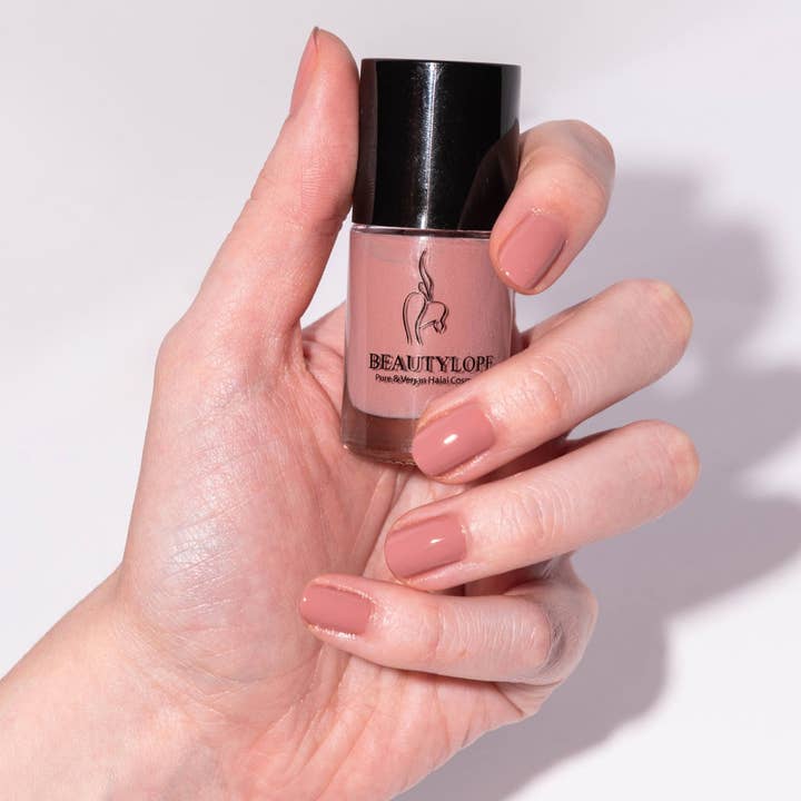 BEAUTYLOPE Pure & Vegan Halal Cosmetics - Wholesale Nail Polish - Vegan nail polish, halal nail polish Mauritia Flexuosa