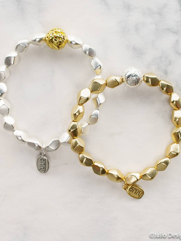 Elastigirl Stretch armbånd med Lava perle Accent for engroshandel hos Julio Designs