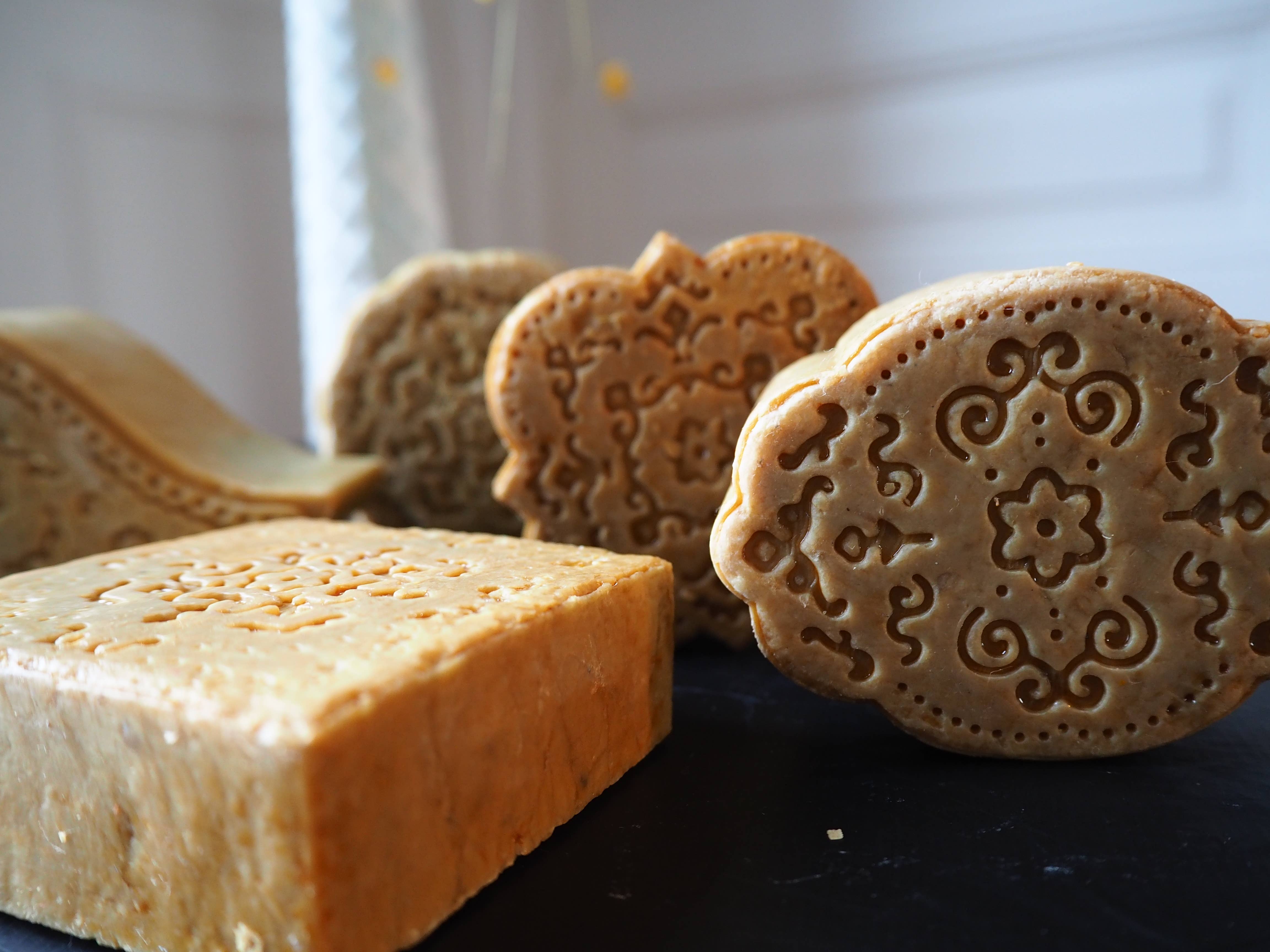 Al Bara Savon d'Alep – wholesale Tvål – Aleppo tvål med apelsinblomma - 100g2