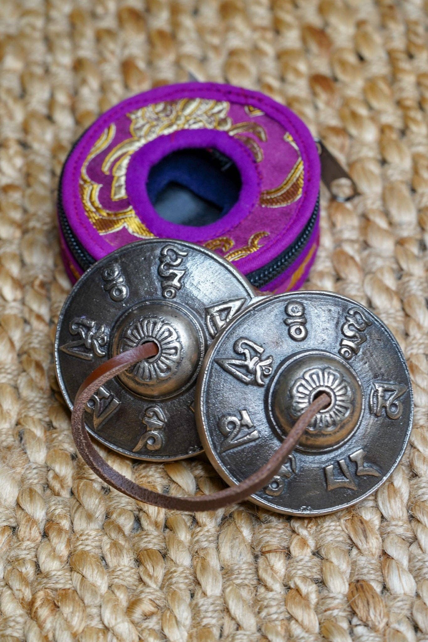 Lucky Thanka - Wholesale Meditation Supplies - Tingsha Cover Case8