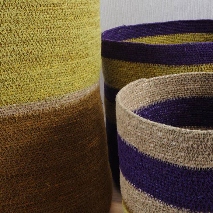 B A O B A B - Maison - Wholesale Basket - Set of three water hyacinth baskets / Curry prune2