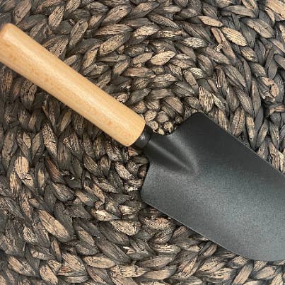 Paleta de jardín con mango de madera en blanco para venta al por mayor de Hazel Grove Customs