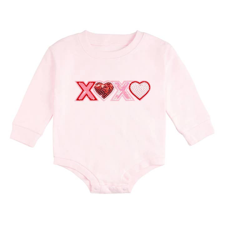 XOXO Pailletten Patch Valentijnsdag Lange Mouwen Romper - Baby voor wholesale door Sweet Wink