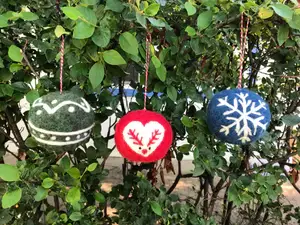 The General Bean - Wholesale DIY Craft Kit - Christmas Ornament Kit- FREE SHIP- Family Activity- Felt Kit1