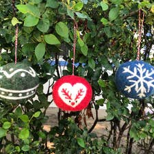 The General Bean - Wholesale DIY Craft Kit - Christmas Ornament Kit- FREE SHIP- Family Activity- Felt Kit1