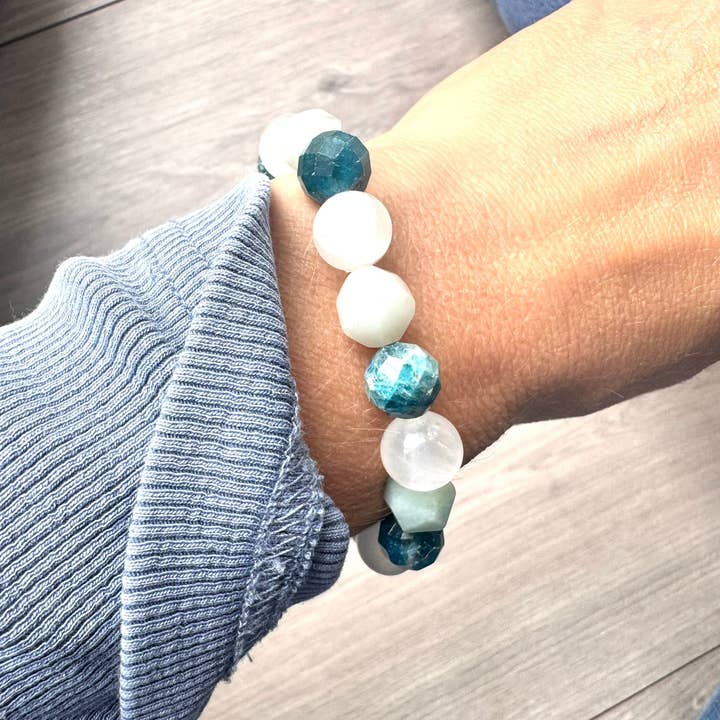 Bracciale con Apatite Massiccia, Selenite, Amazzonite per la vendita all'ingrosso da parte di STOSA