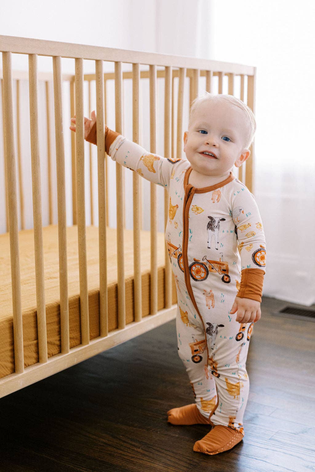 Tiny toes Baby Co – wholesale Byxdress - Baby – Bambu-djurdräkt med dragkedja för lantgårdsdjur6