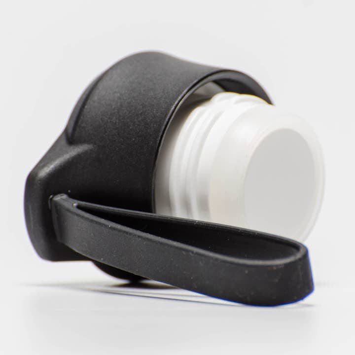 wak'a essentials - Wholesale Water Bottle - Wak'a brand 500ml hot water bottle2